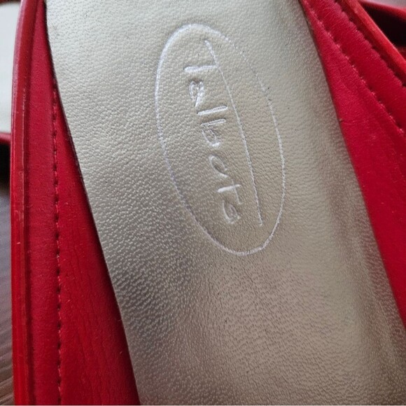 Talbots Slip On Loafers Women's Size 6 Patent Leather Cherry Red Shoes EUC - Picture 5 of 6